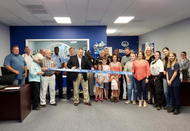 Images Gordon Pena: Allstate Insurance