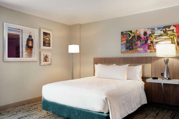 Images Hilton Garden Inn New Orleans Convention Center