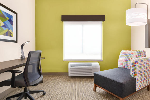 Images Holiday Inn Express & Suites San Antonio NW-Medical Area by IHG