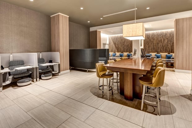 Images Crowne Plaza Dulles Airport by IHG