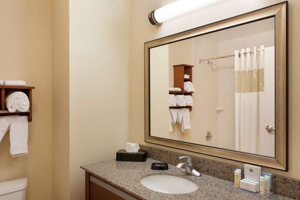 Images Hampton Inn & Suites Detroit/Chesterfield Township