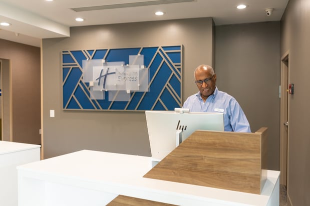 Images Holiday Inn Express Miami Airport-Blue Lagoon Area by IHG
