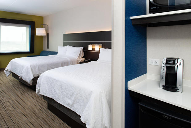 Images Holiday Inn Express & Suites Romeoville - Joliet North by IHG