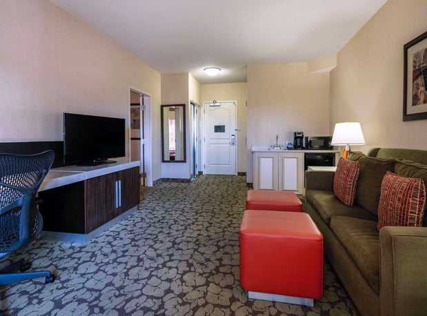 Images Hilton Garden Inn Las Vegas Strip South