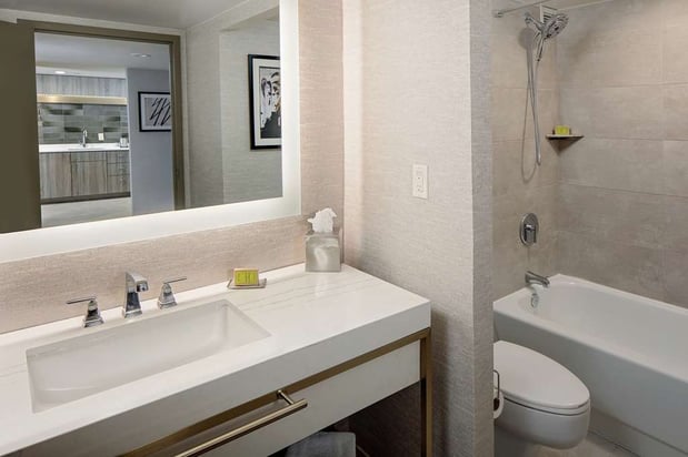 Images DoubleTree by Hilton Hotel Tulsa Downtown