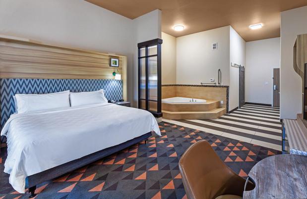 Images Holiday Inn Amarillo East by IHG