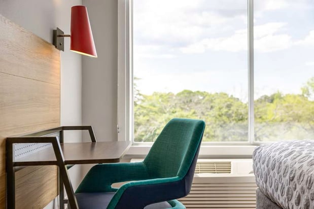 Images Tru by Hilton Charlotte Tyvola I-77