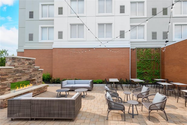 Images Hilton Garden Inn Buffalo Airport