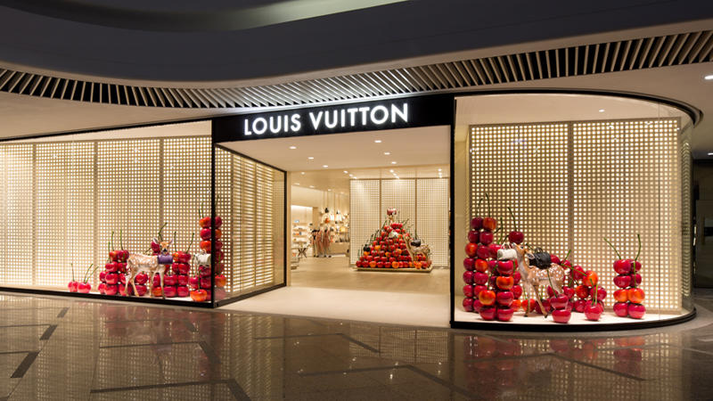 Cửa hàng Louis Vuitton Hong Kong Elements ở Kowloon Hong Kong SAR  China   LOUIS VUITTON