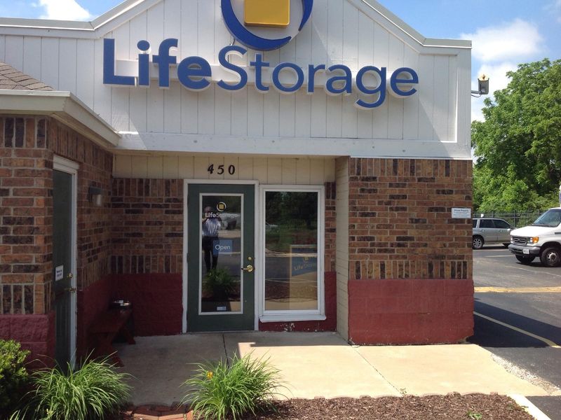 Images Life Storage - Florissant