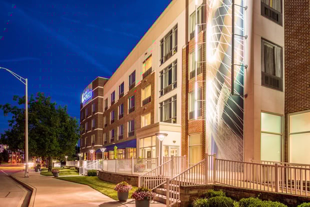 Images Hotel Indigo Columbus Architectural Center by IHG