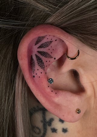 Bilder Bloody Dogs Tattoo & Piercing Inh. Robert Pongrácz