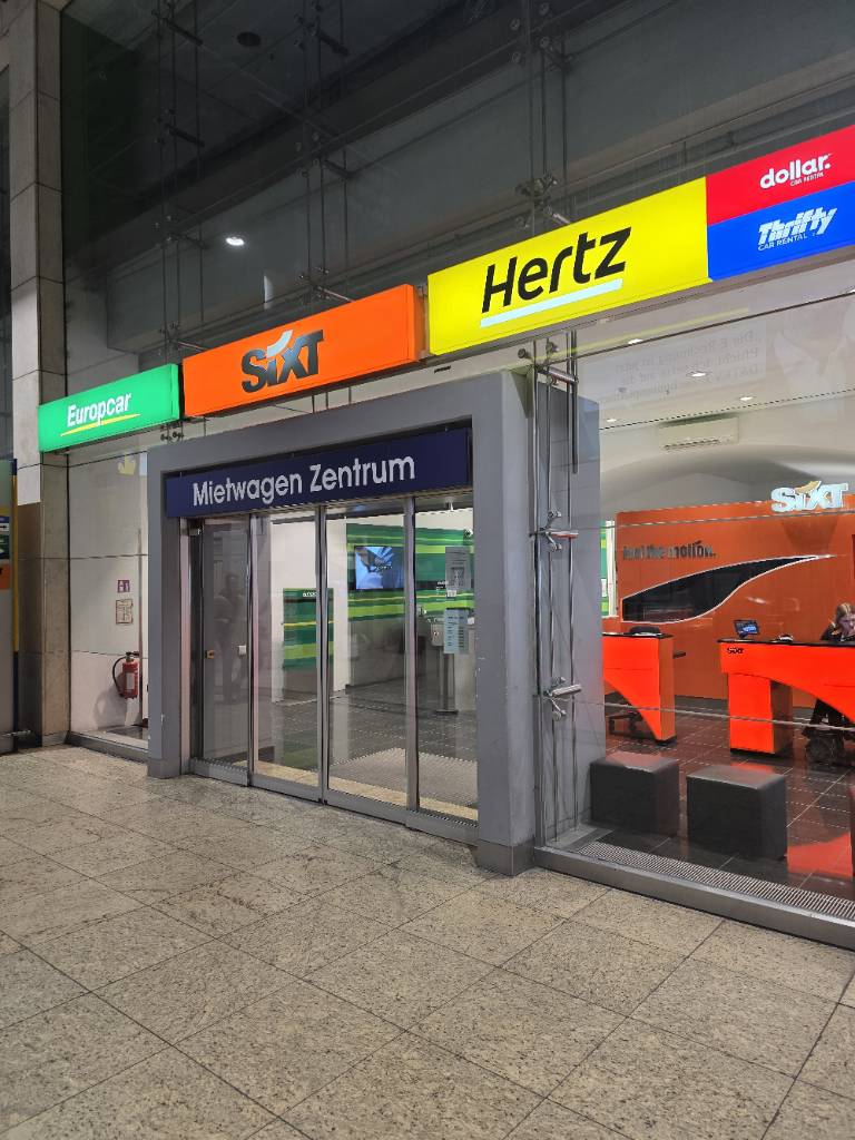 SIXT Autovermietung Köln Hauptbahnhof, Trankgasse 11 im Hbf in Köln