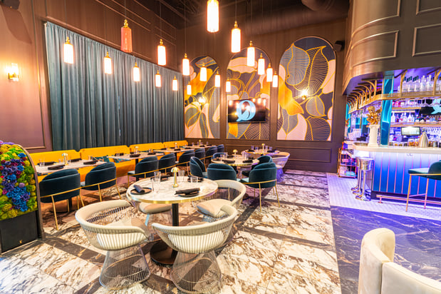 Images Snowbird Cocktail Lounge & Kitchen