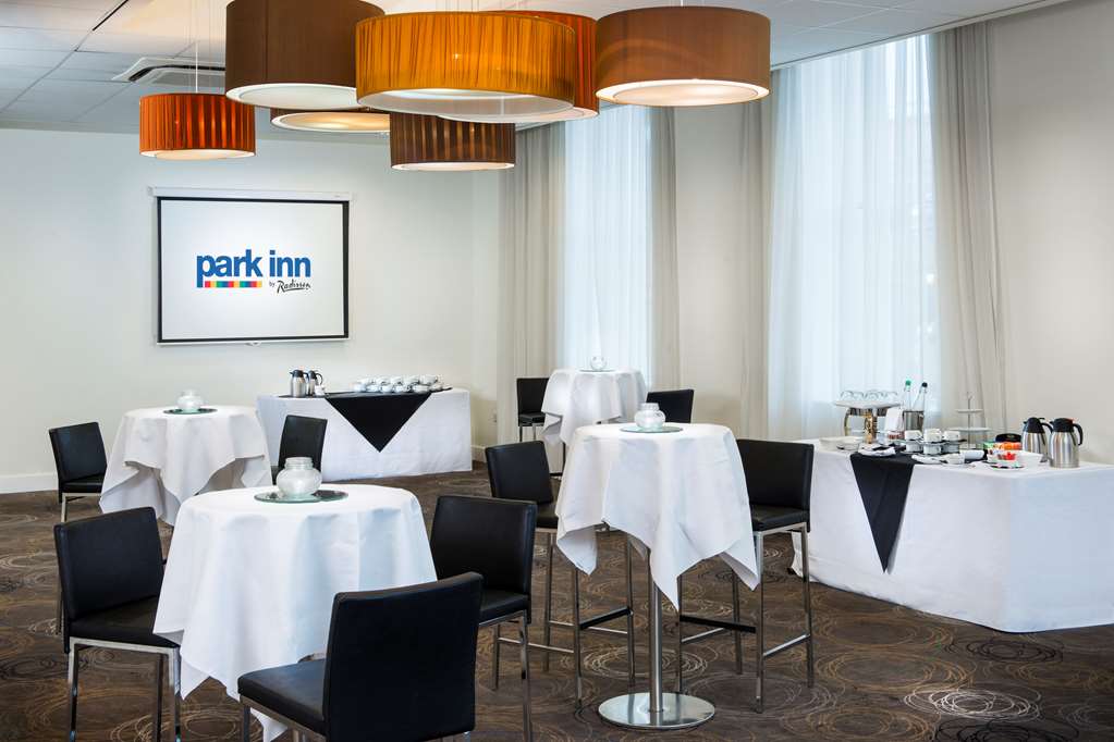 Meeting Room Banquet Park Inn by Radisson Palace, Southend-on-Sea Southend-on-sea 01702 455100