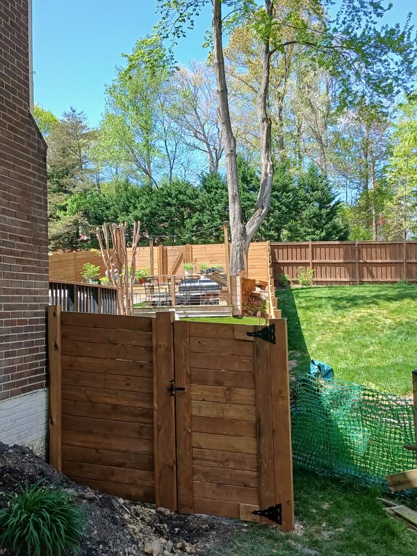 Images Superior Fence & Rail