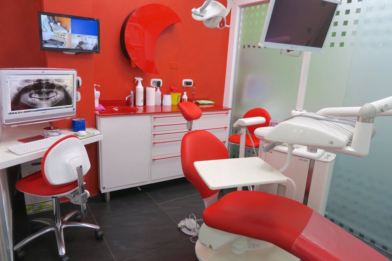 Images Studio Dentistico Dr. Favalli Maurizio