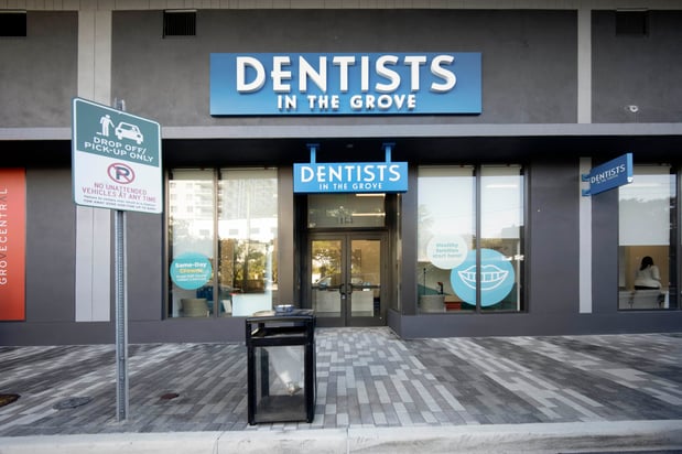 Images Dentists in the Grove