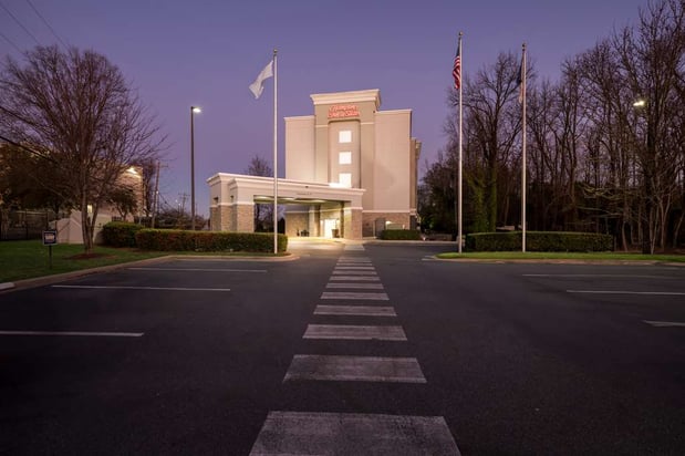 Images Hampton Inn & Suites Charlotte-Airport