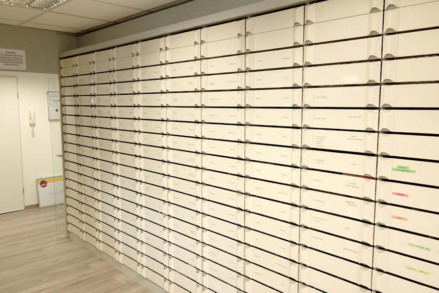 Aesculap-Apotheke, Theodor-Heuss-Platz 10 in Viersen