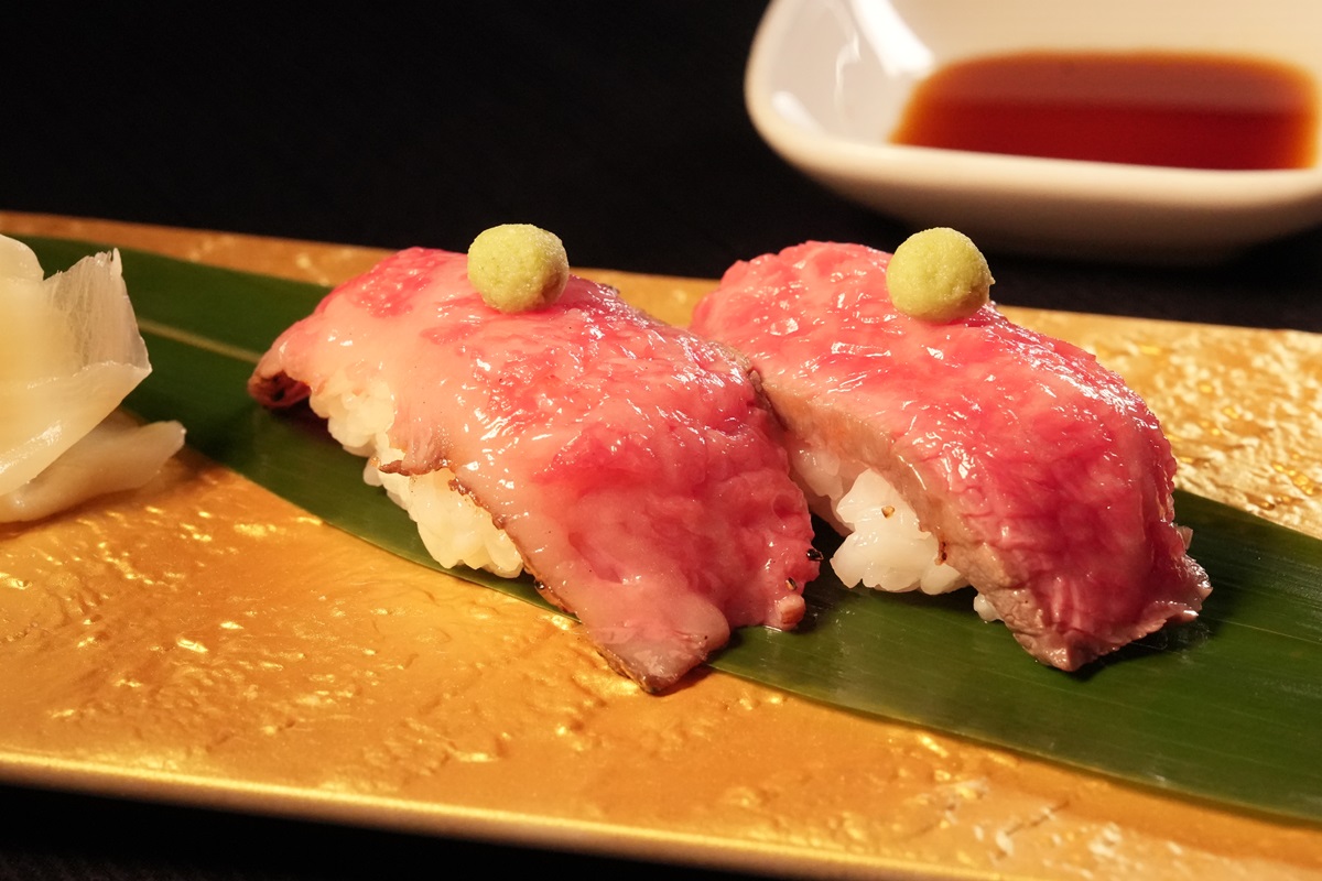 Images 炭火焼肉　月和