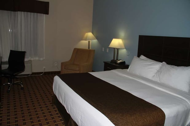 Images SureStay Plus by Best Western Coralville Iowa City