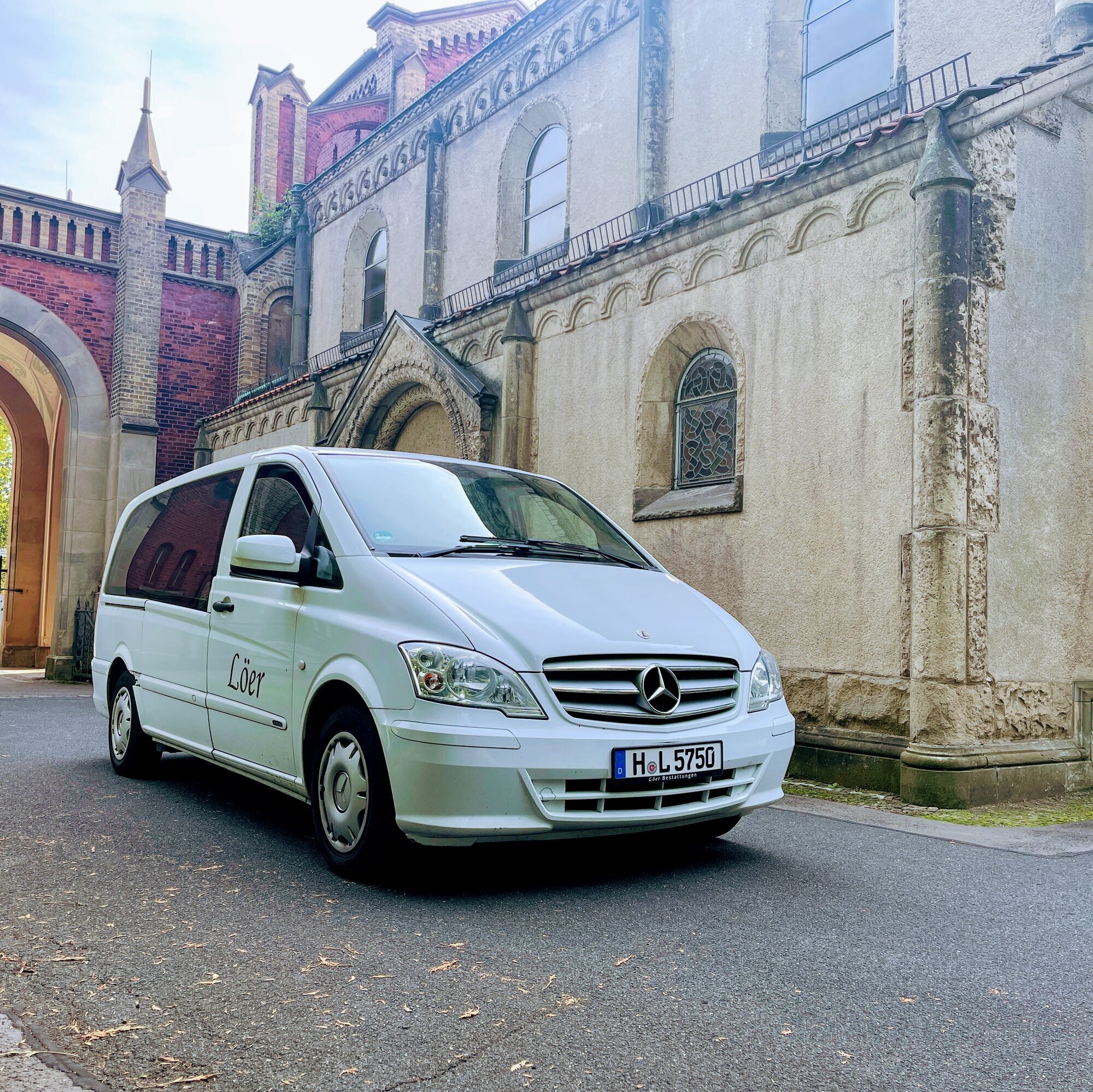 Löer Bestattungen, Karlsruher Straße 20A in Laatzen