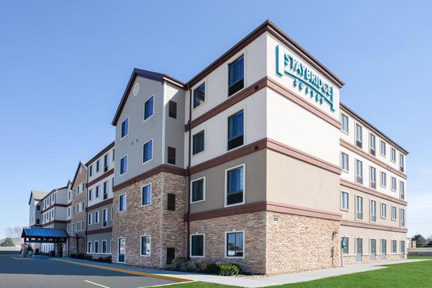 Images Staybridge Suites Lincoln Northeast by IHG