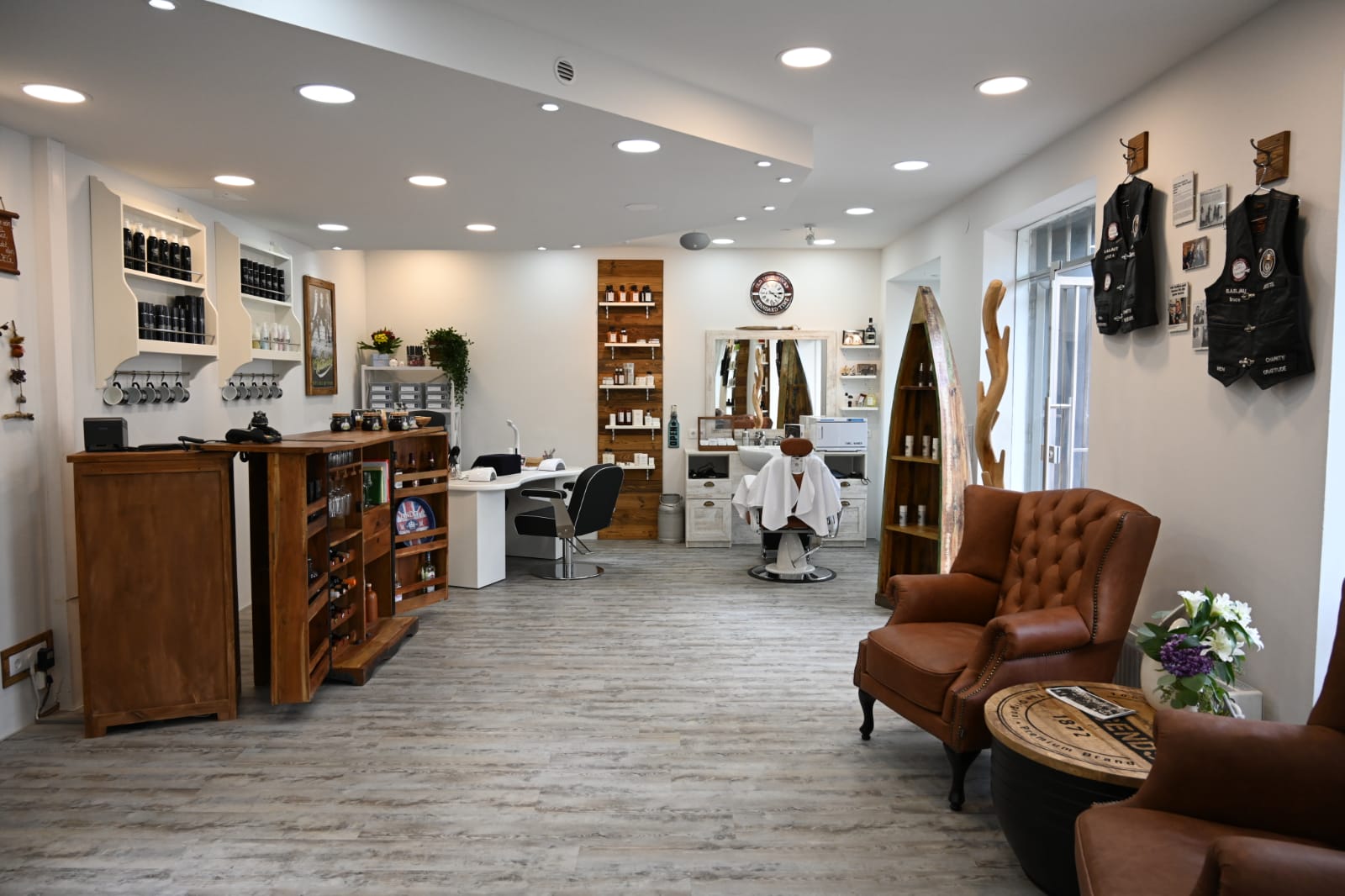 S`Woidviertler Hair & Nail Art Studio, Grillgasse 20 in Wien