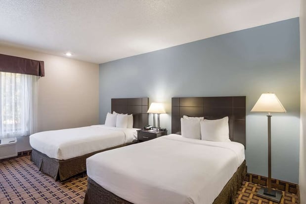 Images SureStay Plus by Best Western Coralville Iowa City