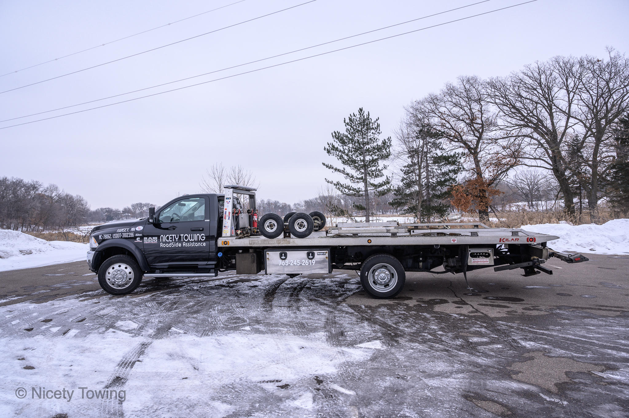 Nicety Towing Photo