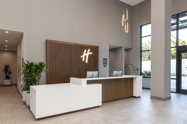 Images Holiday Inn & Suites Monterey Park - Los Angeles by IHG
