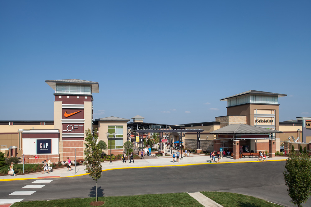 St. Louis Premium Outlets, Chesterfield Missouri (MO) - www.waterandnature.org