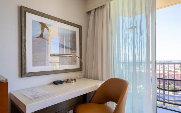 Images Crowne Plaza Ventura Beach by IHG