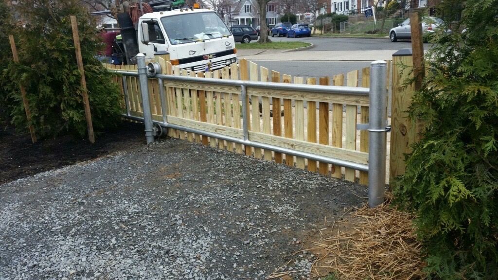 Commercial Security Gates Beitzell Fence Co. Gainesville (703)691-5891