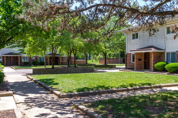 Images Thornwood Commons