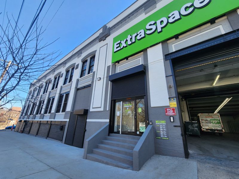 Keypad - Extra Space Storage at 3240 Bronx Blvd, Bronx, NY 10467