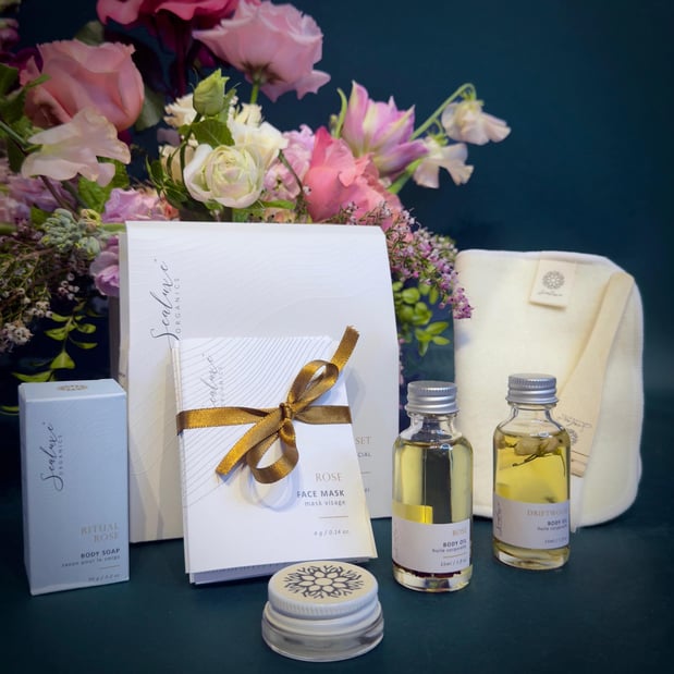 Images Campanula Design Studio Seattle Florist  & Gift Baskets