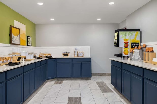 Images Spark by Hilton Rock Springs