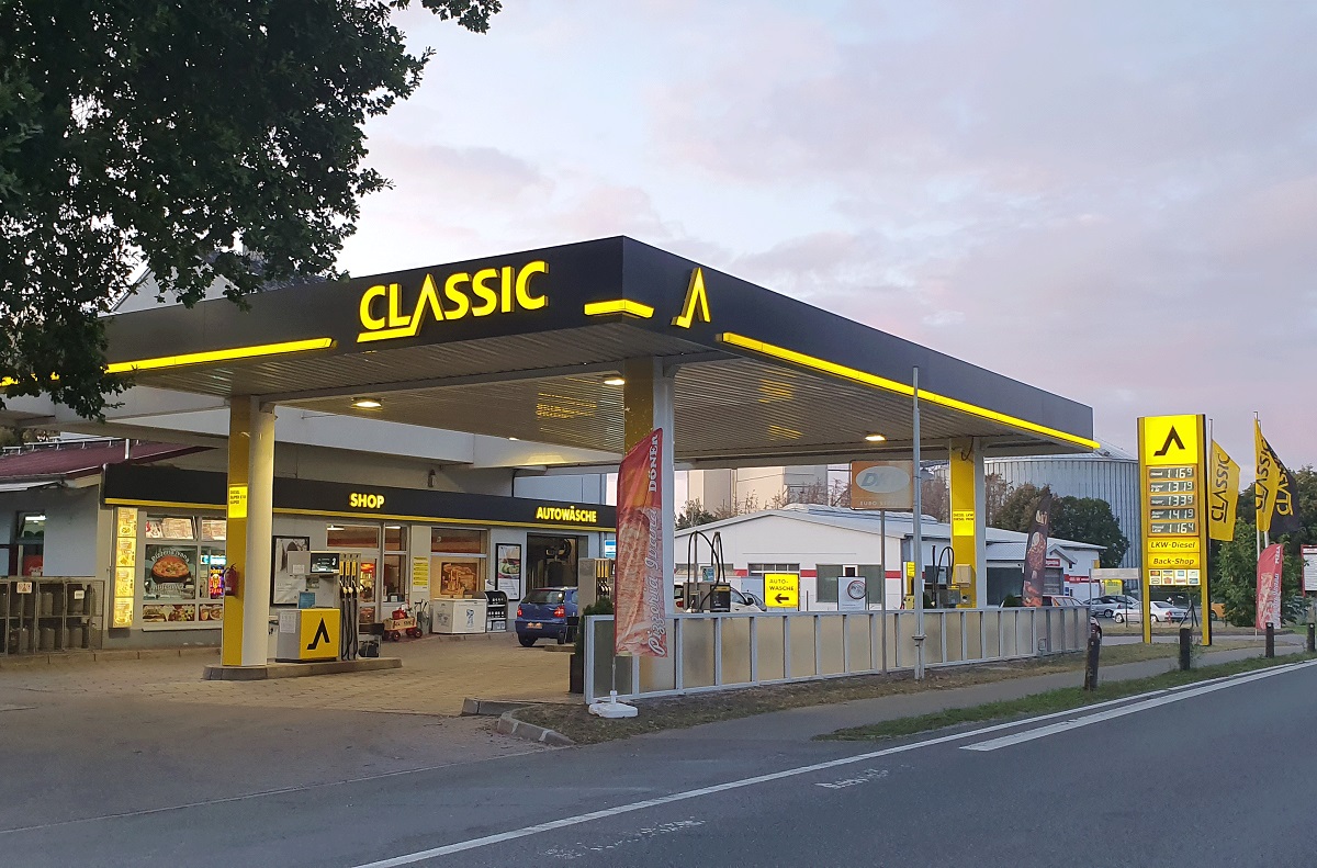 Kundenbild groß 1 CLASSIC Tankstelle