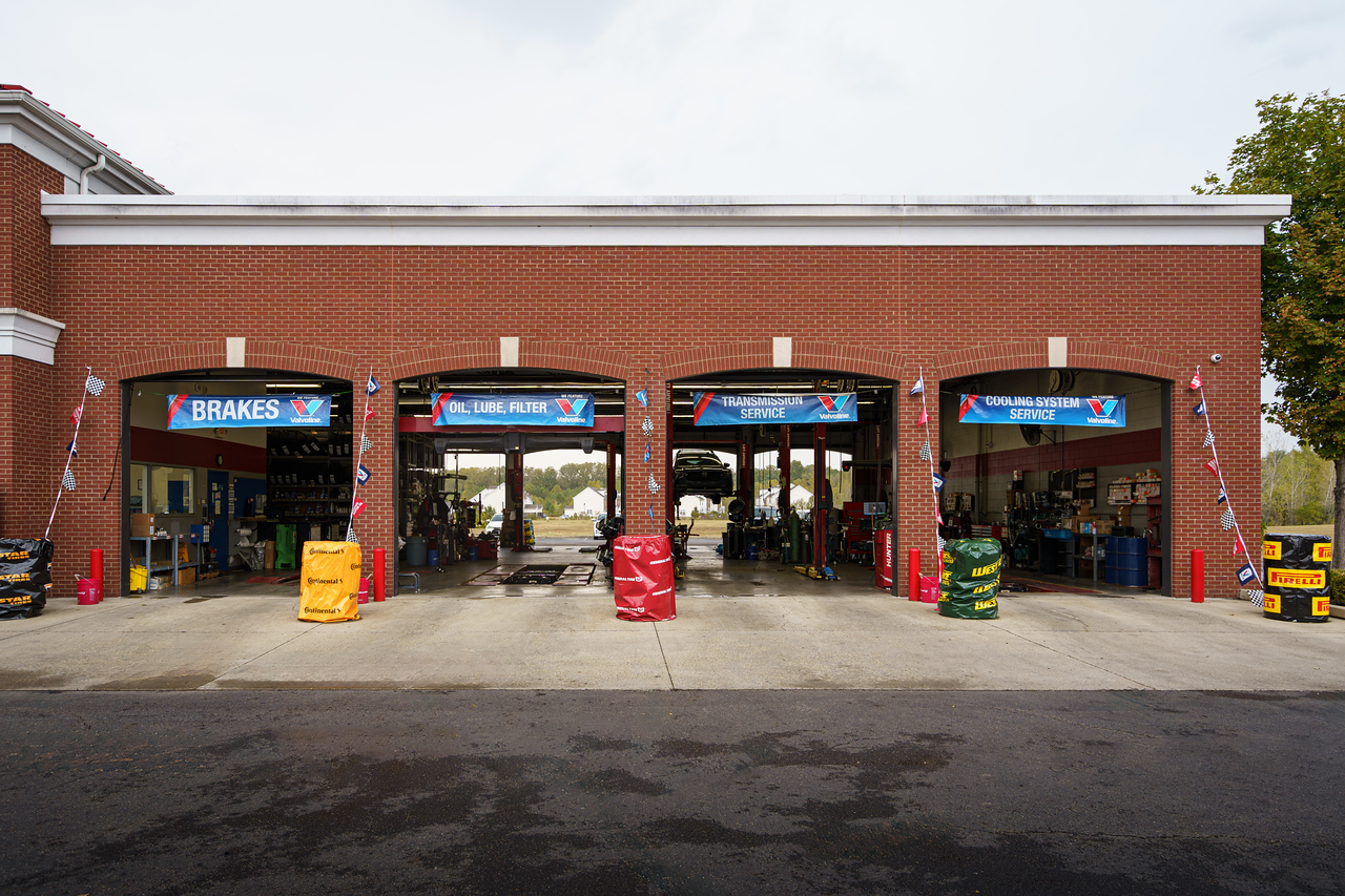 Tire Discounters on 3701 S Hamilton Rd in Groveport