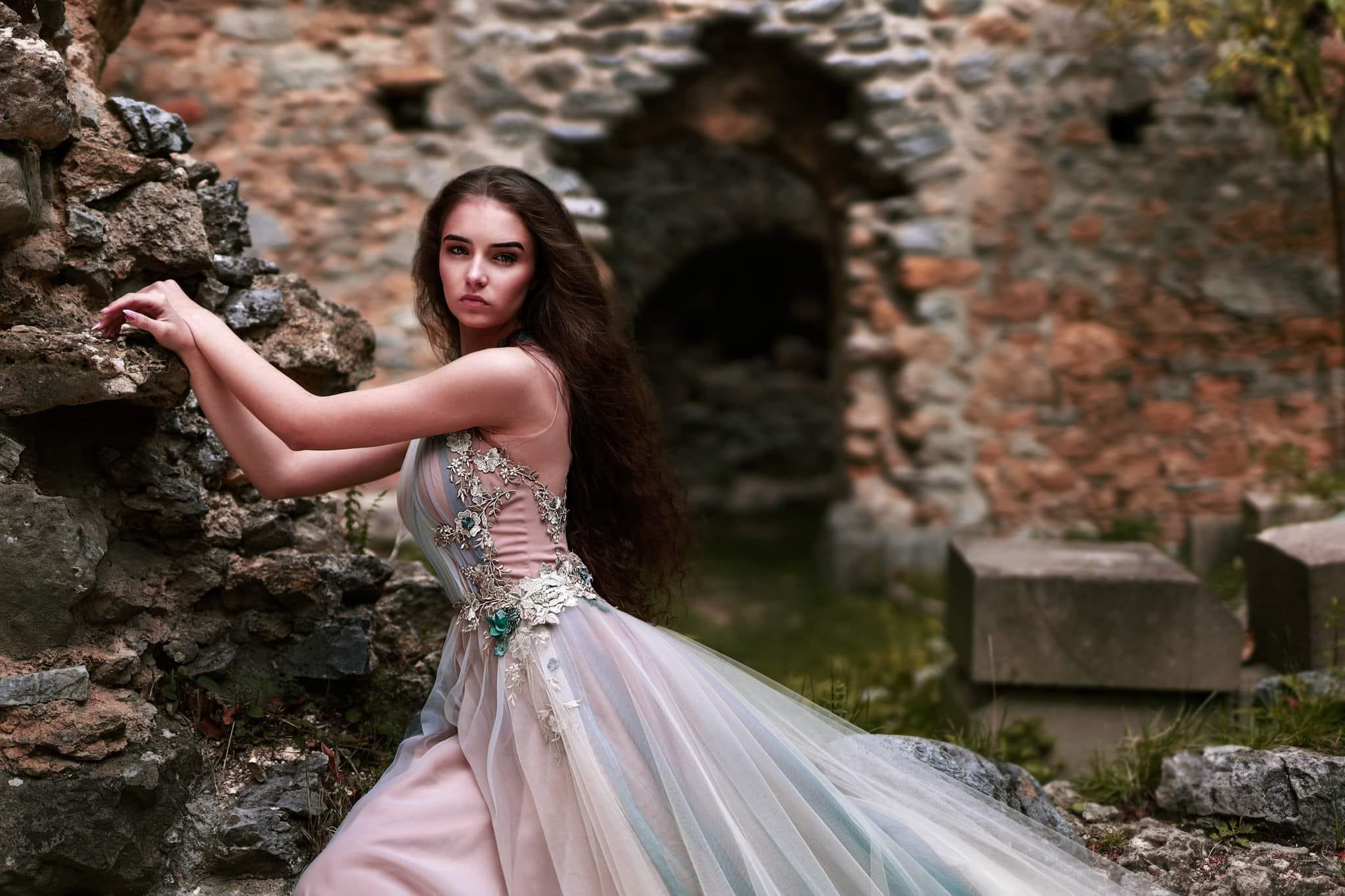 Images Cecília Esküvői Ruhaszalon