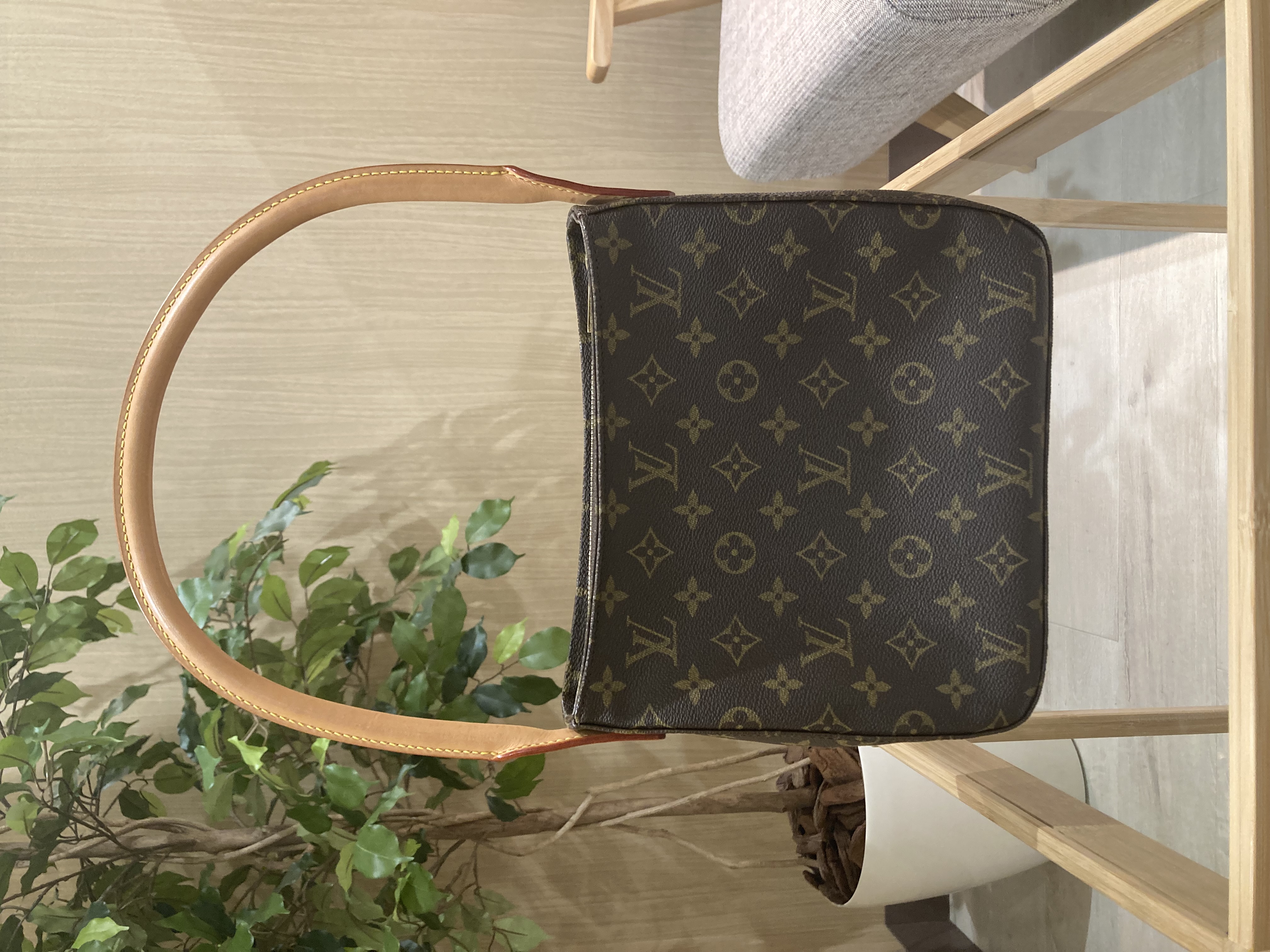 Images KOMEHYO（コメ兵）買取センター大丸須磨
