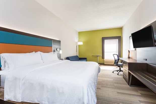 Images Holiday Inn Express Plymouth by IHG