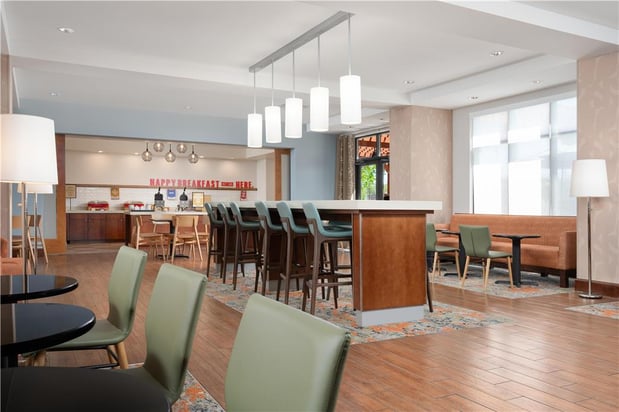 Images Hampton Inn Cleveland