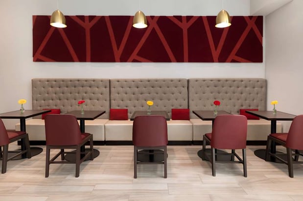 Images Hilton Garden Inn Long Island City New York