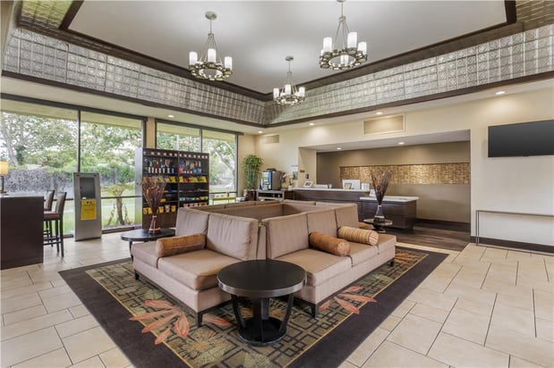 Images Best Western Plus Garden Court Inn