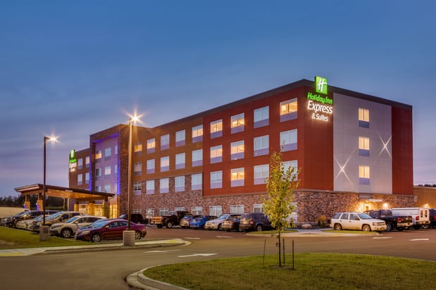 Images Holiday Inn Express & Suites Rice Lake by IHG