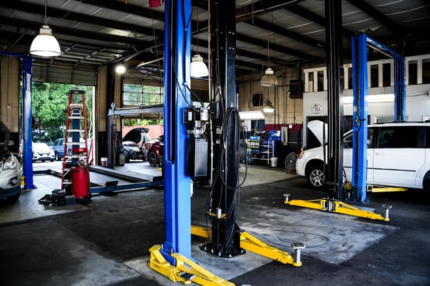 Images Advantage Auto Service