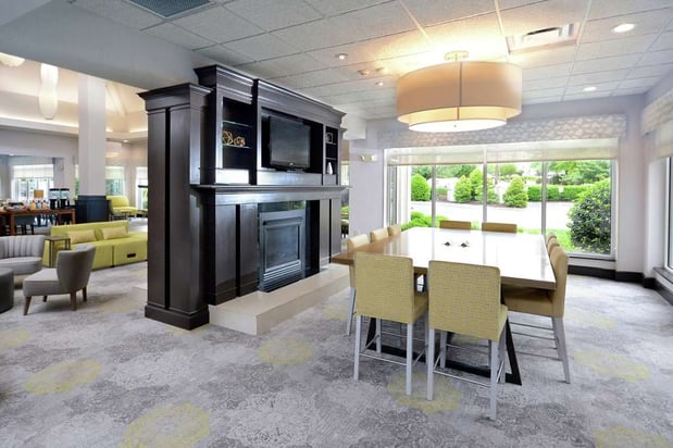 Images Hilton Garden Inn Greensboro